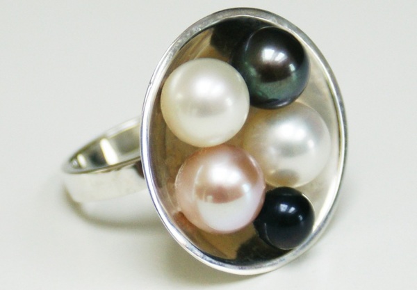 Multiple natural pearls ring